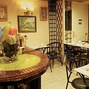 Voltaire Hotel París